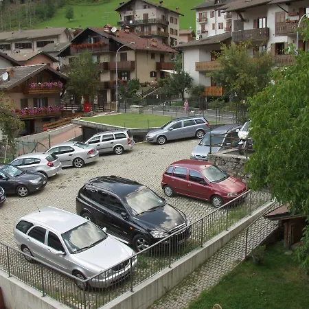 Pineta Hotel 3*