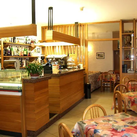Pineta Hotel 3*