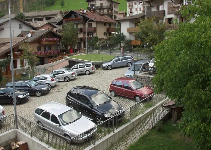 Pineta Hotel 3*